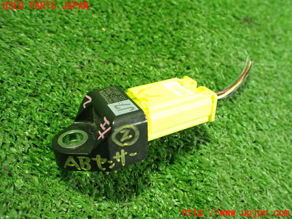 2UPJ-26106357]カローラ スポーツ ハイブリッド(ZWE211H)エアバッグセンサー2 【ジャンク品】 中古_m0001.jpg