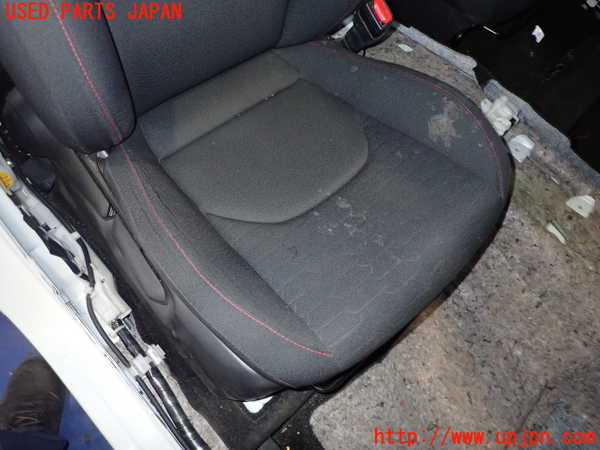 2UPJ-26107035]カローラ スポーツ ハイブリッド(ZWE211H)運転席シート 中古_m0003.jpg