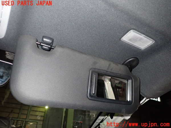 2UPJ-26107625]カローラ スポーツ ハイブリッド(ZWE211H)室内サンバイザー右側 中古_m0002.jpg