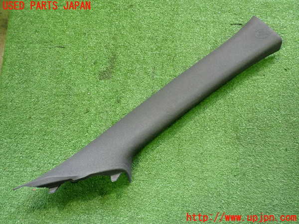 2UPJ-26107655]カローラ スポーツ ハイブリッド(ZWE211H)右フロントピラートリム 中古_m0001.jpg