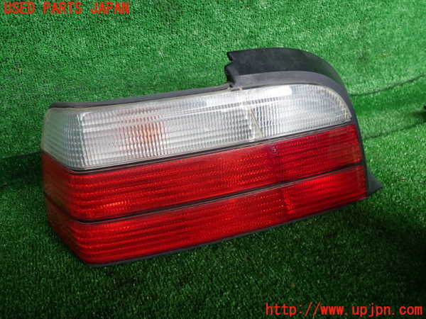 2UPJ-26121536]BMW 318is クーペ(BE19)左テールランプ 【ジャンク品】 中古_m0001.jpg