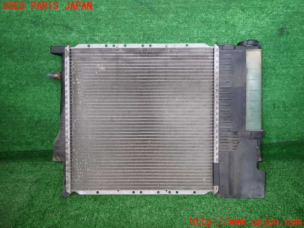 2UPJ-26122321]BMW 318is クーペ(BE19)ラジエーター1 中古_m0001.jpg