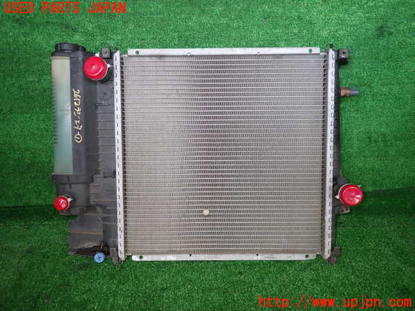 2UPJ-26122321]BMW 318is クーペ(BE19)ラジエーター1 中古_m0003.jpg
