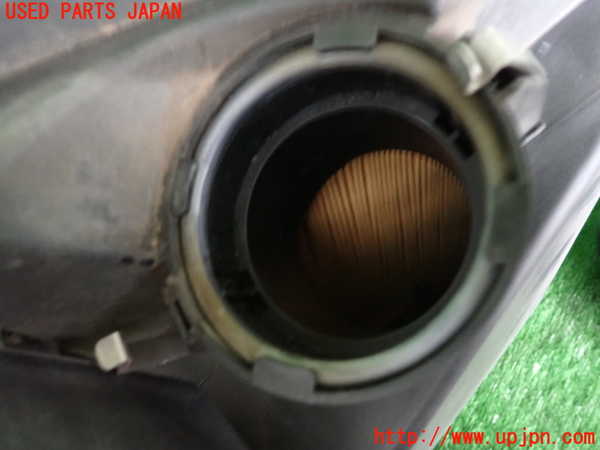 2UPJ-26122560]BMW 318is クーペ(BE19)エアクリーナーボックス 中古_m0002.jpg