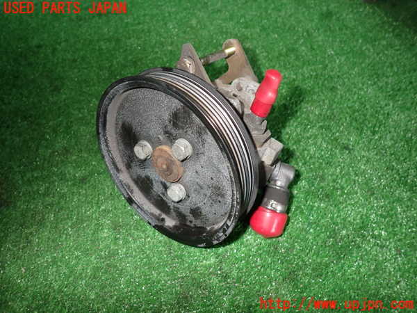 2UPJ-26124250]BMW 318is クーペ(BE19)パワステポンプ 中古_m0001.jpg