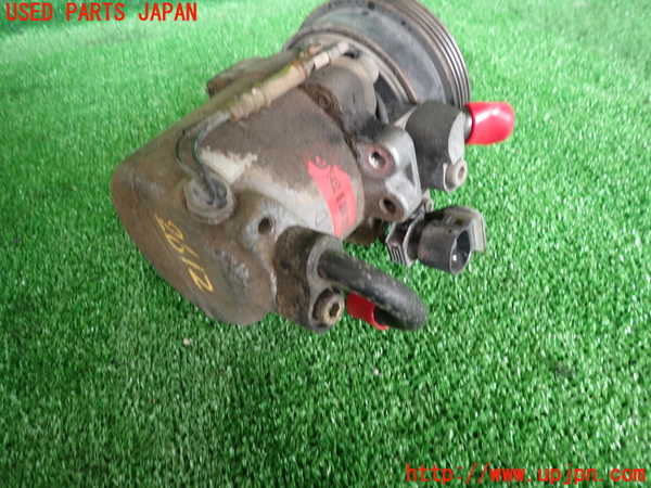 2UPJ-26126025]BMW 318is クーペ(BE19)エアコンコンプレッサー 中古_m0002.jpg