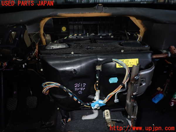2UPJ-26126081]BMW 318is クーペ(BE19)エバポレーター1 中古_m0001.jpg