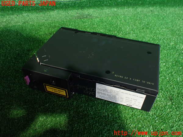 2UPJ-26126505]BMW 318is クーペ(BE19)CDチェンジャー 中古_m0004.jpg