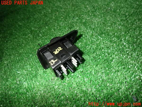 2UPJ-26126280]BMW 318is クーペ(BE19)ミラースイッチ 中古_m0002.jpg