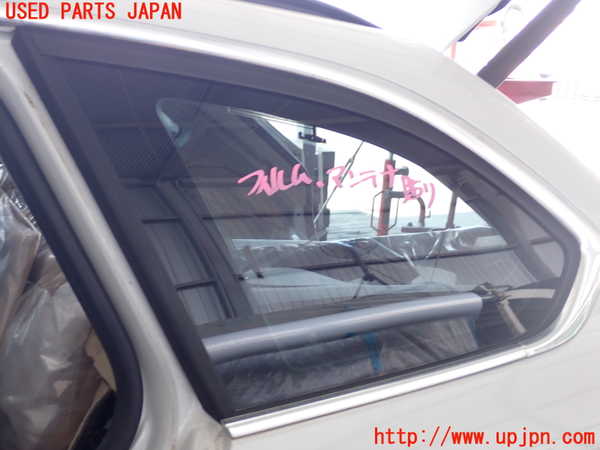2UPJ-26131382]BMW 320i ツーリング(8A20)左クォーターガラス (43R-001057) 中古 【F31】_m0001.jpg