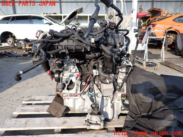 2UPJ-26132010]BMW 320i ツーリング(8A20)エンジン B48B20A 中古 【F31】_m0003.jpg