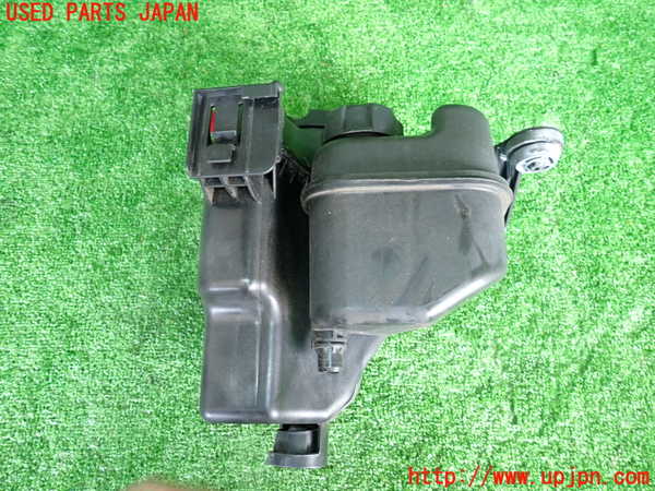 2UPJ-26132410]BMW 320i ツーリング(8A20)ラジエータータンク 中古 【F31】_m0002.jpg