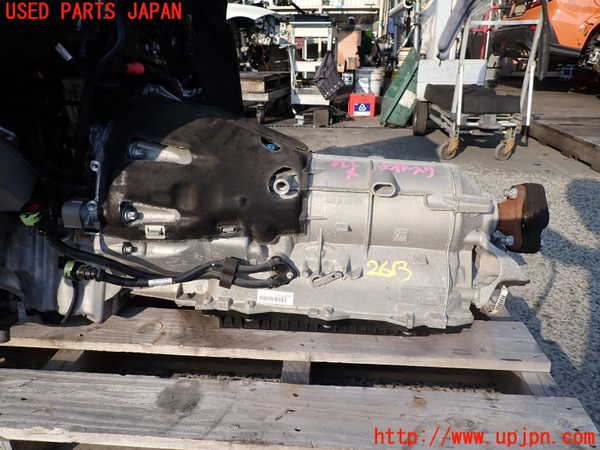 2UPJ-26133010]BMW 320i ツーリング(8A20)ミッション AT B48B20A 中古 【F31】_m0002.jpg