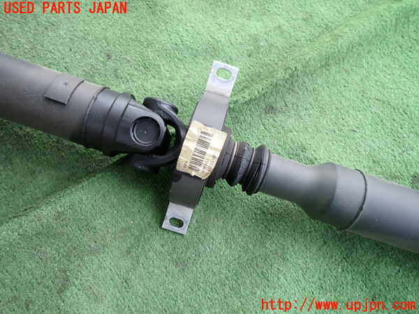 2UPJ-26133410]BMW 320i ツーリング(8A20)リアプロペラシャフト 中古 【F31】_m0003.jpg