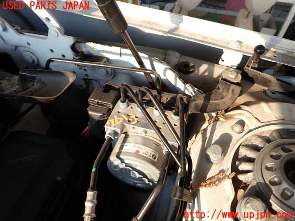 2UPJ-26134040]BMW 320i ツーリング(8A20)ABSアクチュエーター 中古 【F31】_m0001.jpg
