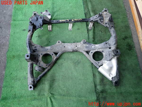 2UPJ-26135285]BMW 320i ツーリング(8A20)フロントメンバー 中古 【F31】_m0001.jpg