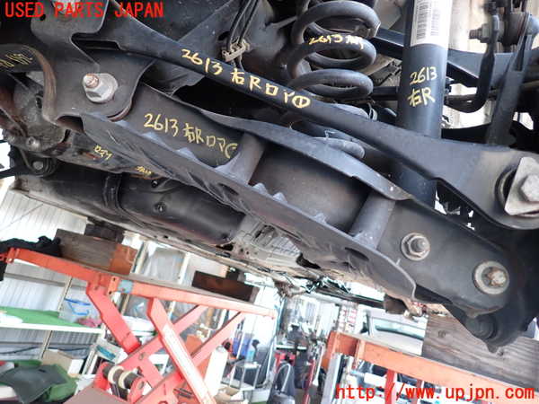 2UPJ-26135205]BMW 320i ツーリング(8A20)右リアロアアーム2 中古 【F31】_m0001.jpg