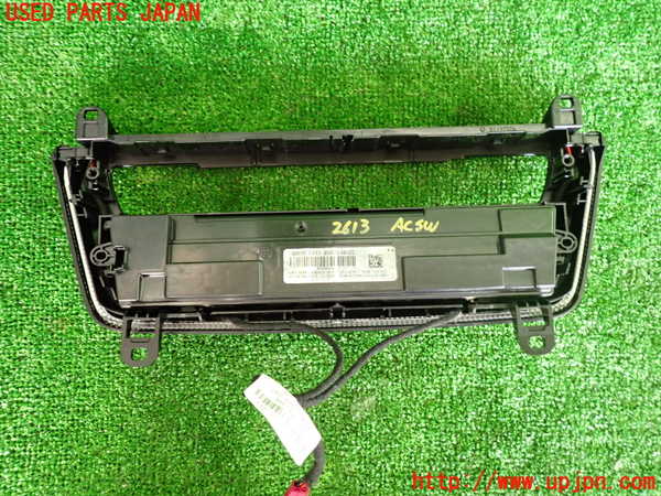 2UPJ-26136066]BMW 320i ツーリング(8A20)エアコンスイッチ1 中古 【F31】_m0002.jpg