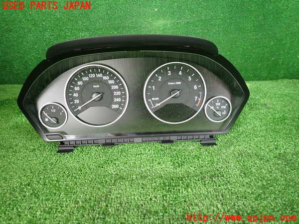 2UPJ-26136170]BMW 320i ツーリング(8A20)スピードメーター 中古 【F31】_m0001.jpg
