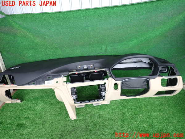 2UPJ-26137505]BMW 320i ツーリング(8A20)ダッシュボード 中古 【F31】_m0001.jpg