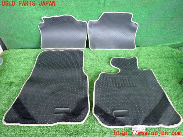 2UPJ-26137800]BMW 320i ツーリング(8A20)フロアマット 中古 【F31】_m0004.jpg