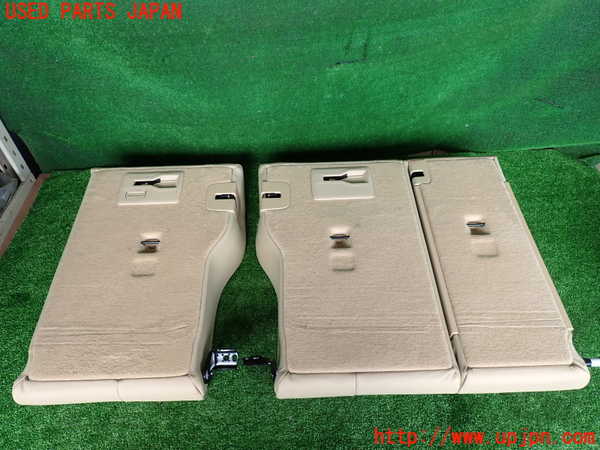 2UPJ-26137385]BMW 320i ツーリング(8A20)リアシート 中古 【F31】_m0005.jpg