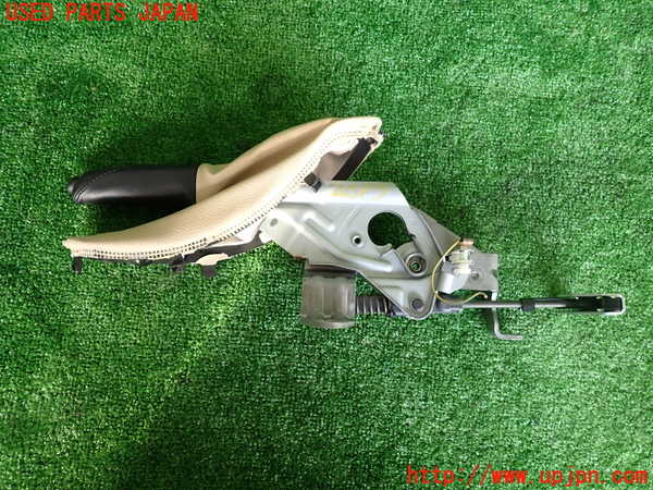 2UPJ-26137550]BMW 320i ツーリング(8A20)サイドブレーキレバー 中古 【F31】_m0001.jpg