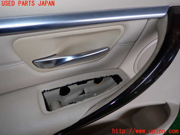2UPJ-26131264]BMW 320i ツーリング(8A20)左前ドア内張り 中古 【F31】_m0003.jpg