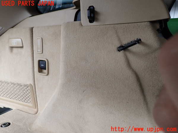 2UPJ-26137680]BMW 320i ツーリング(8A20)左リアピラートリム 中古 【F31】_m0005.jpg