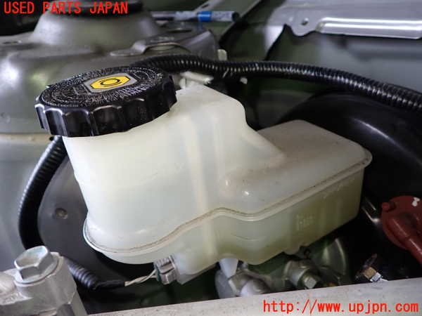 1UPJ-26144050]ヤリス(YARIS)(KSP210)ブレーキマスターシリンダー 中古_m0002.jpg