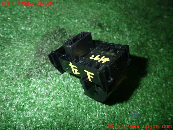 1UPJ-26146245]ヤリス(YARIS)(KSP210)左前パワーウィンドウスイッチ 中古_m0002.jpg