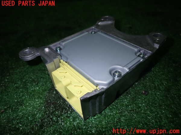 5UPJ-26146145]ヤリス(YARIS)(KSP210)エアバッグコンピューター 中古_m0003.jpg