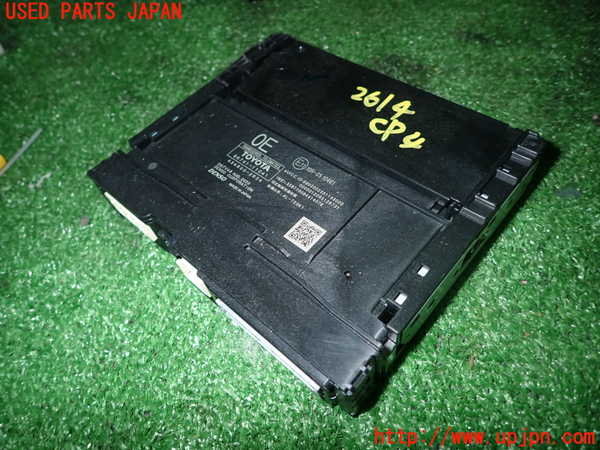 1UPJ-26146149]ヤリス(YARIS)(KSP210)コンピューター4 (TRANSCEIVER TELEMATICS) 中古_m0001.jpg