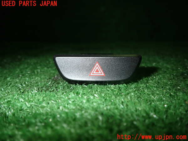 1UPJ-26146290]ヤリス(YARIS)(KSP210)ハザードスイッチ 中古_m0001.jpg