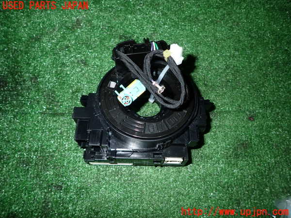 5UPJ-26146800]ヤリス(YARIS)(KSP210)スパイラルケーブル(リール) 中古_m0001.jpg