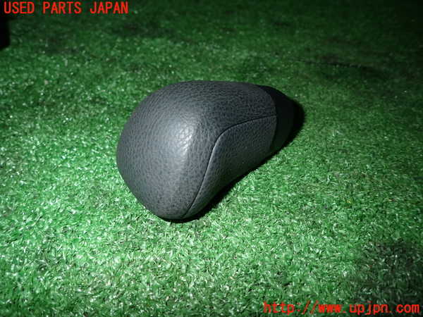 1UPJ-26147570]ヤリス(YARIS)(KSP210)シフトノブ 中古_m0001.jpg