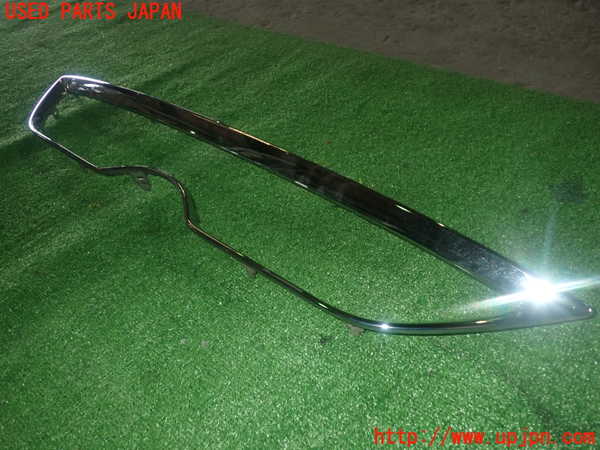 1UPJ-26151050]シエンタハイブリッド(NHP170G)ラジエターグリル 中古_m0002.jpg