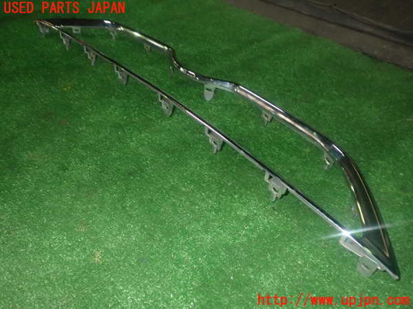 1UPJ-26151050]シエンタハイブリッド(NHP170G)ラジエターグリル 中古_m0003.jpg