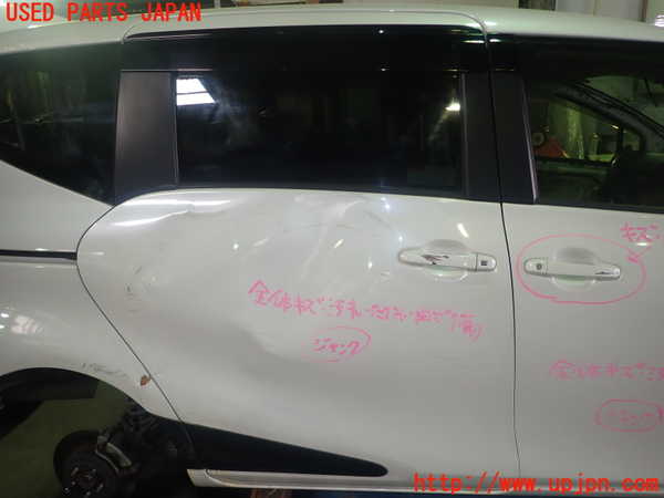 1UPJ-26151290]シエンタハイブリッド(NHP170G)右後ドア NSG M31Q8 【ジャンク】_m0001.jpg