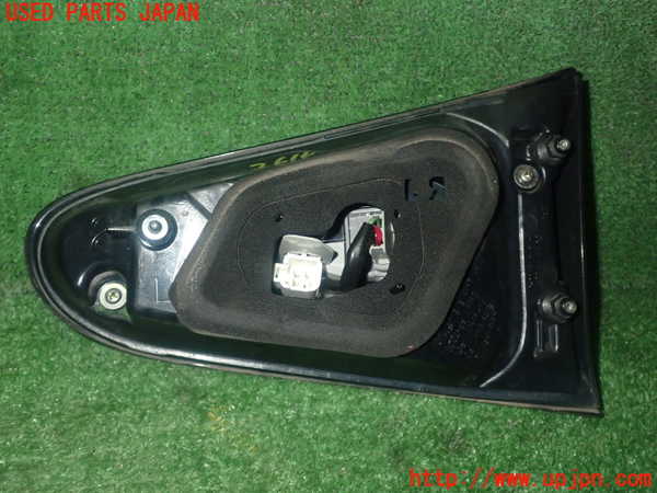 5UPJ-26151552]シエンタハイブリッド(NHP170G)左リアフィニッシャー 中古_m0002.jpg