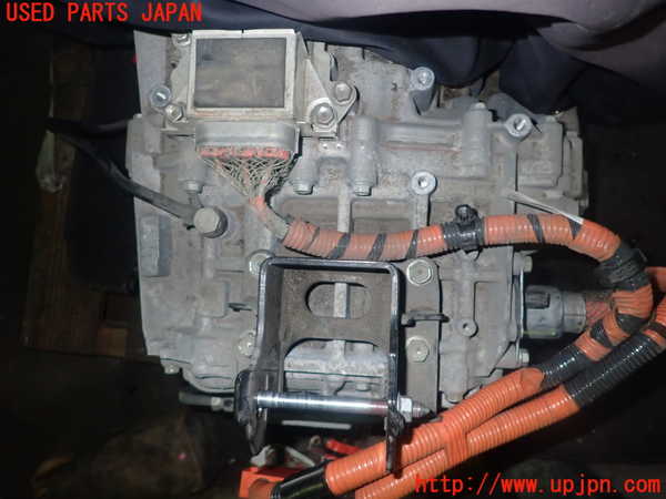 1UPJ-26153010]シエンタハイブリッド(NHP170G)ミッション AT 1NZ-FXE 中古_m0003.jpg
