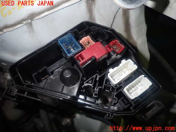 1UPJ-26156742]シエンタハイブリッド(NHP170G)ヒューズボックス2 中古_m0002.jpg