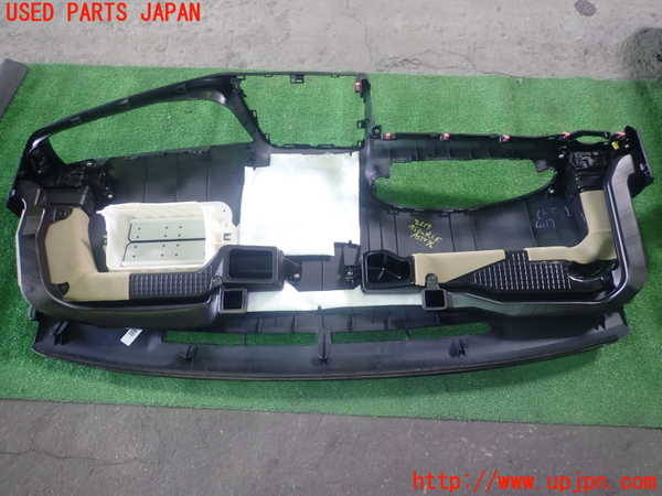 1UPJ-26157505]シエンタハイブリッド(NHP170G)ダッシュボード 中古_m0003.jpg