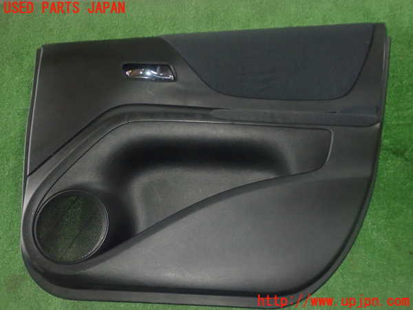 1UPJ-26151234]シエンタハイブリッド(NHP170G)右前ドア内張り 中古_m0001.jpg