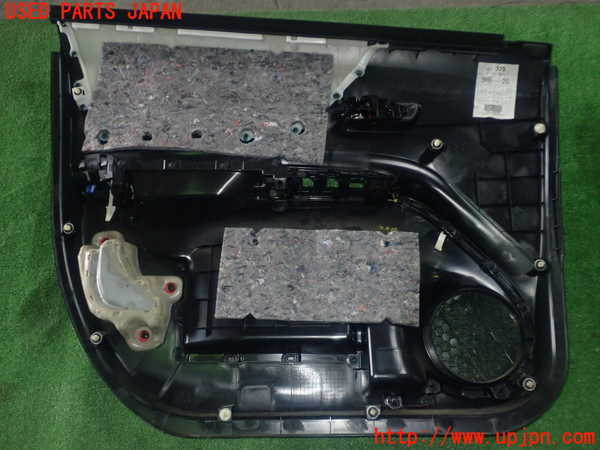 1UPJ-26151234]シエンタハイブリッド(NHP170G)右前ドア内張り 中古_m0002.jpg