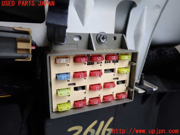 1UPJ-26166742]ジープ・ラングラー(TJ40S)ヒューズボックス2 中古_m0001.jpg