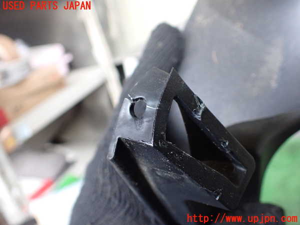 1UPJ-26167660]ジープ・ラングラー(TJ40S)左フロントピラートリム 中古_m0003.jpg