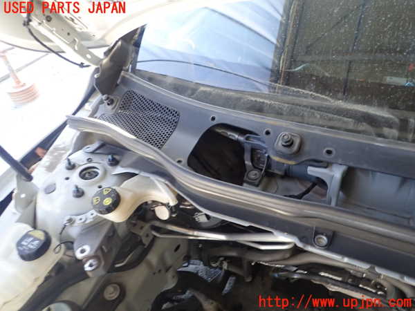 1UPJ-26171190]ボルボ・V40(MD4204T)カウルトップ 中古_m0002.jpg