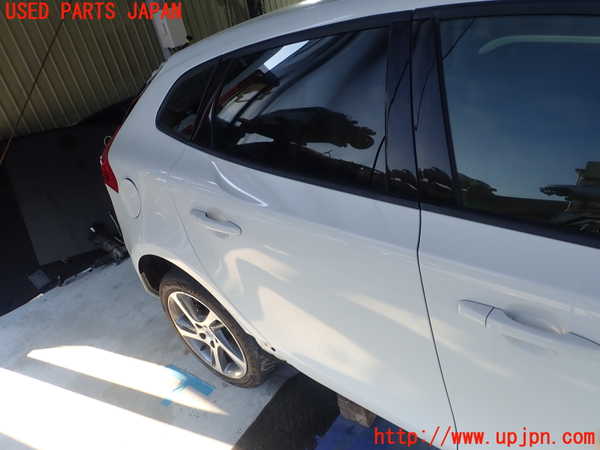 5UPJ-26171290]ボルボ・V40(MD4204T)右後ドア M189 中古_m0001.jpg