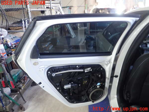 5UPJ-26171320]ボルボ・V40(MD4204T)左後ドア M189 中古_m0003.jpg